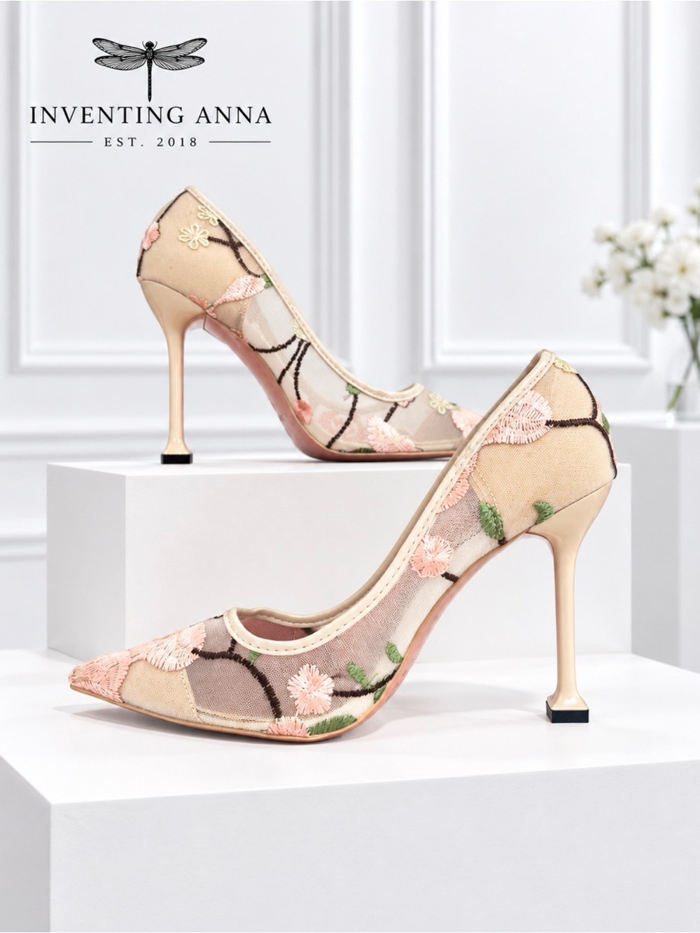 BIG TREE ~ Floral Tan Sheer Mesh Embroidered 4” Stiletto Heels size 9.5